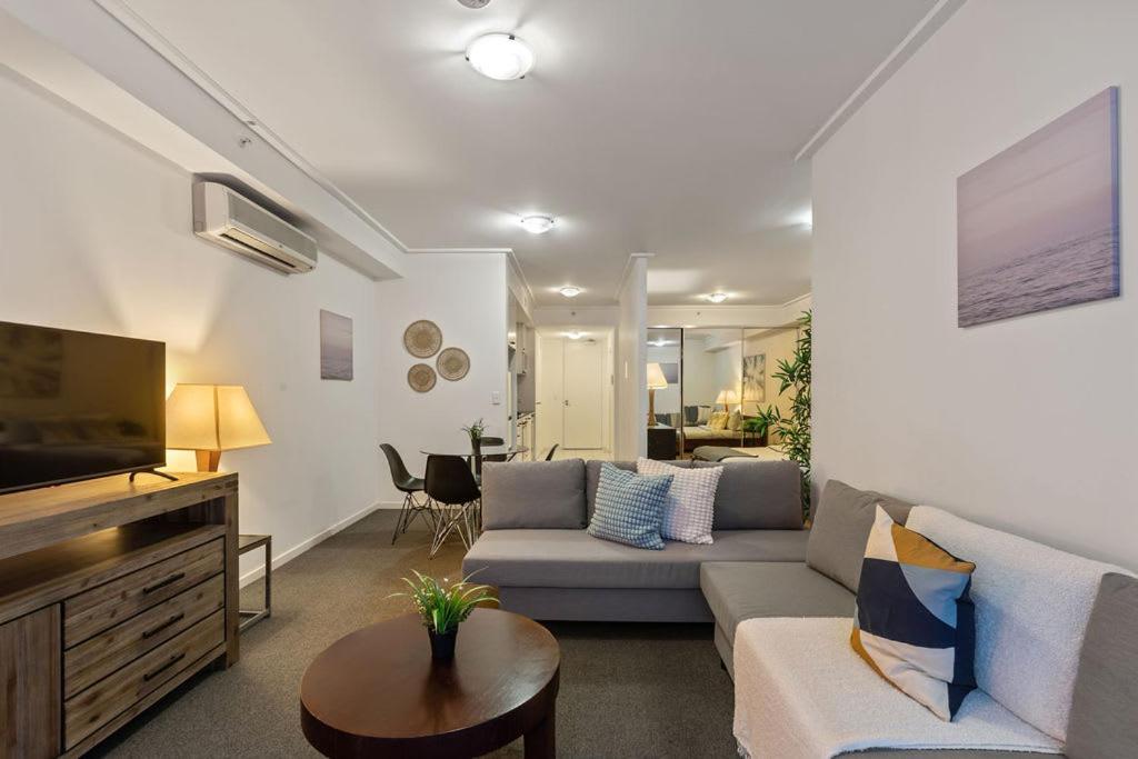 A Modern For 6 Next To Darling Harbour * Sydney