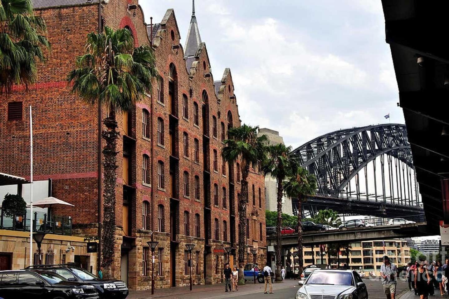 A Modern For 6 Next To Darling Harbour Apartment